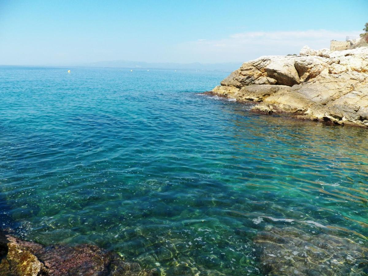 With Direct Access To The Sea * Salou