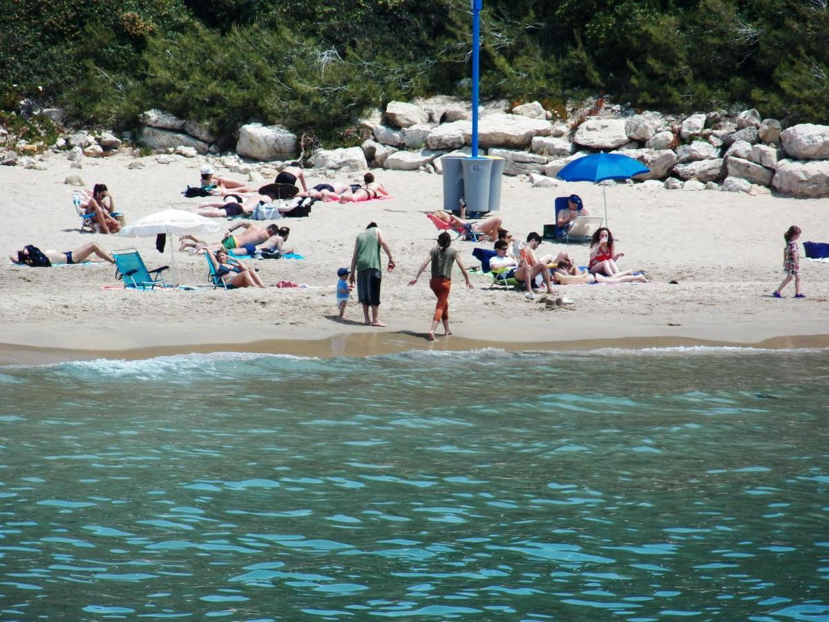 With Direct Access To The Sea *