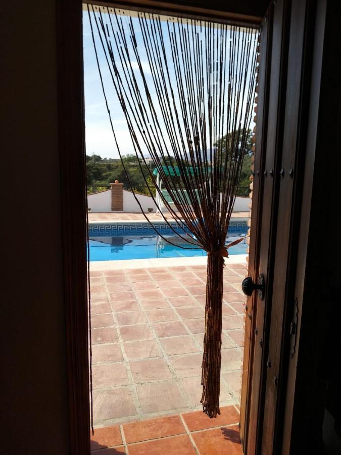 El Palacete 2 *