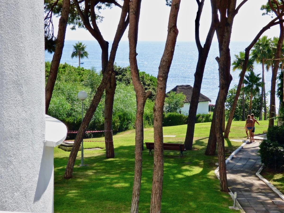 & Hippie Chic For Happy People - Marbella - Calahonda Apartment Sitio de Calahonda
