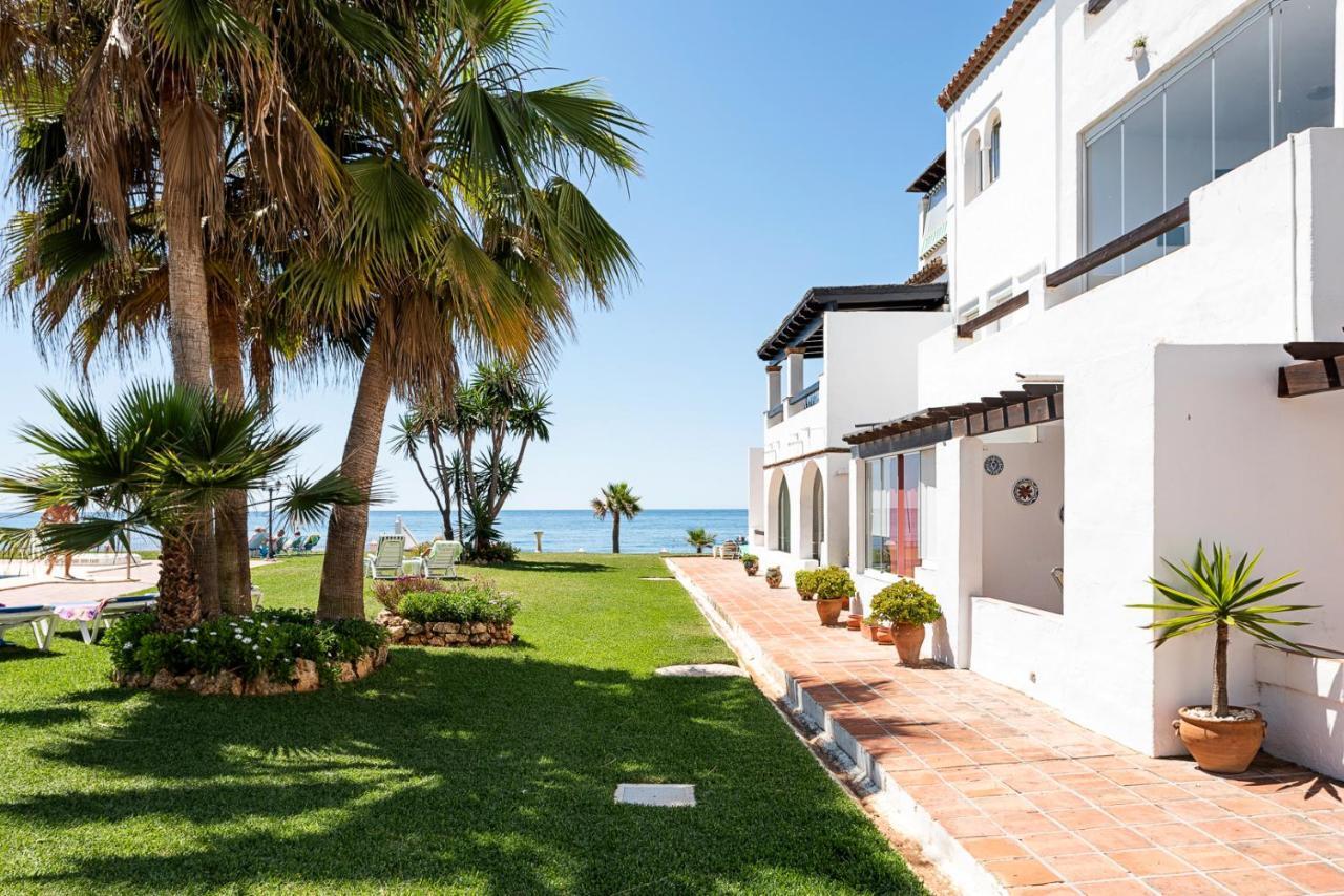 Apartamento En Primera Linea De Playa Lucera Apartment *