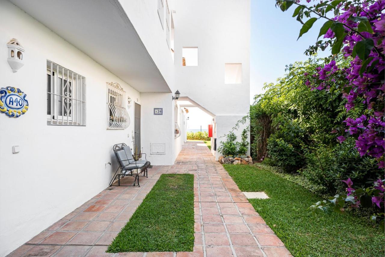 Apartamento En Primera Linea De Playa Lucera Apartment *