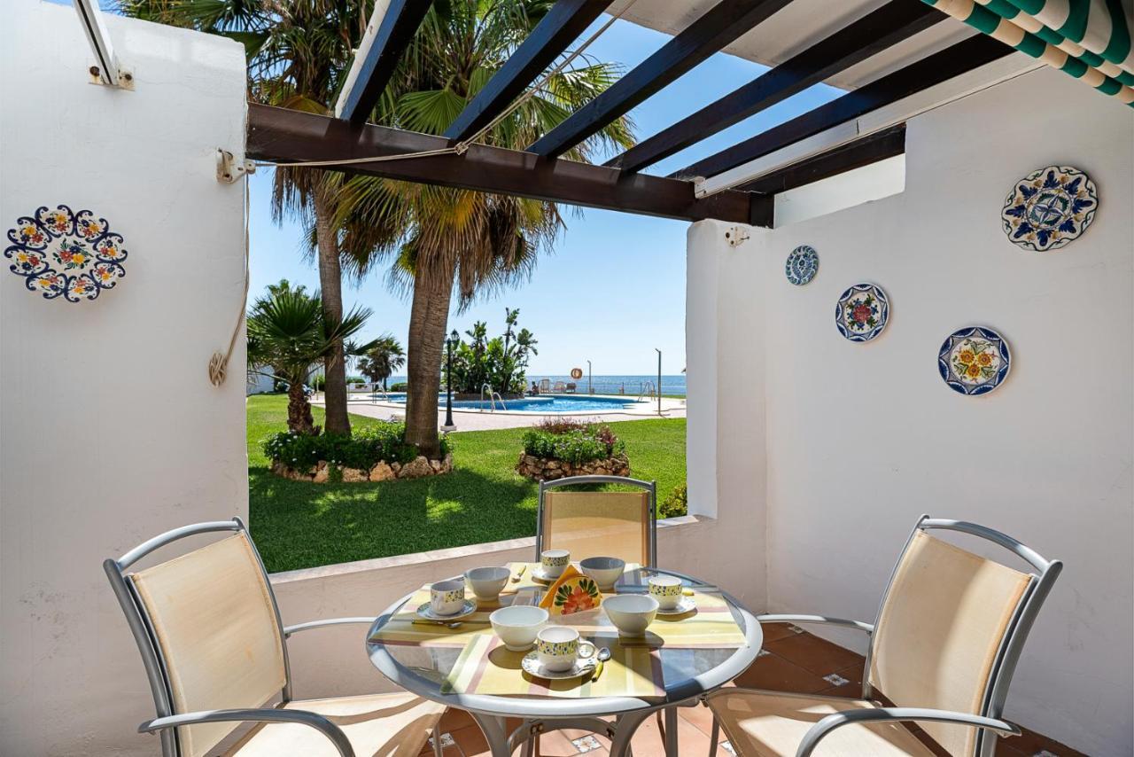 Apartamento En Primera Linea De Playa Lucera La Cala De Mijas