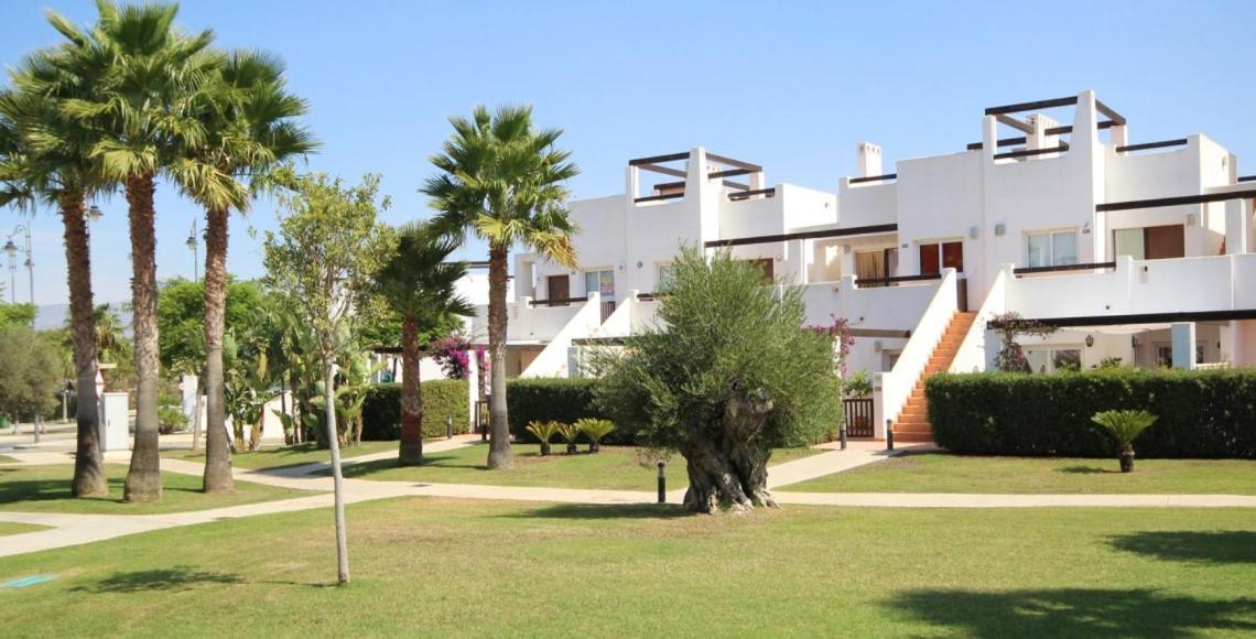 2 Bed On Condado De Alhama With Roof Solarium N5