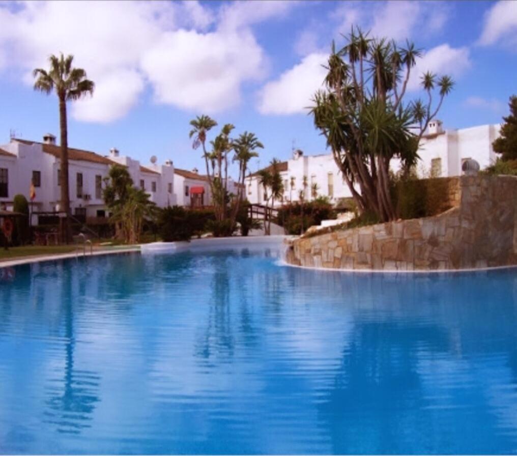 Real De La Barrosa Apartment