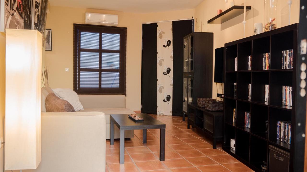 El Salon *