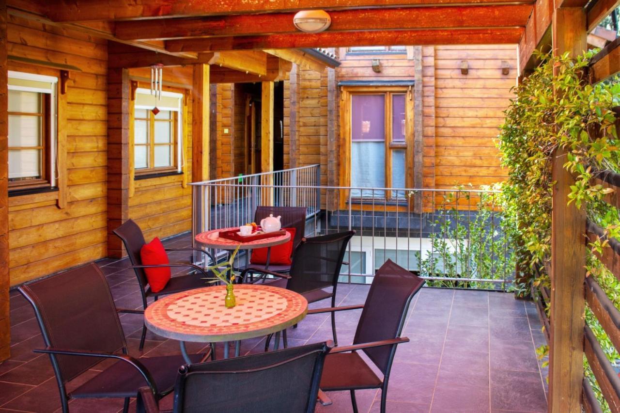 Somlom - Eco Friendly Montseny