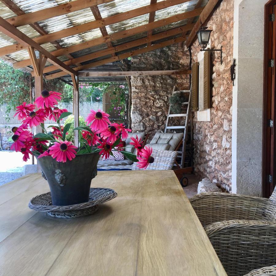 Finca Es Vinyet Holiday home Porreres