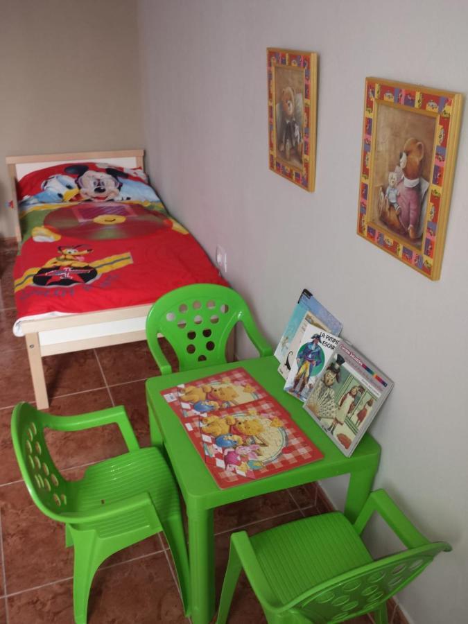 De 1 * Aguimes