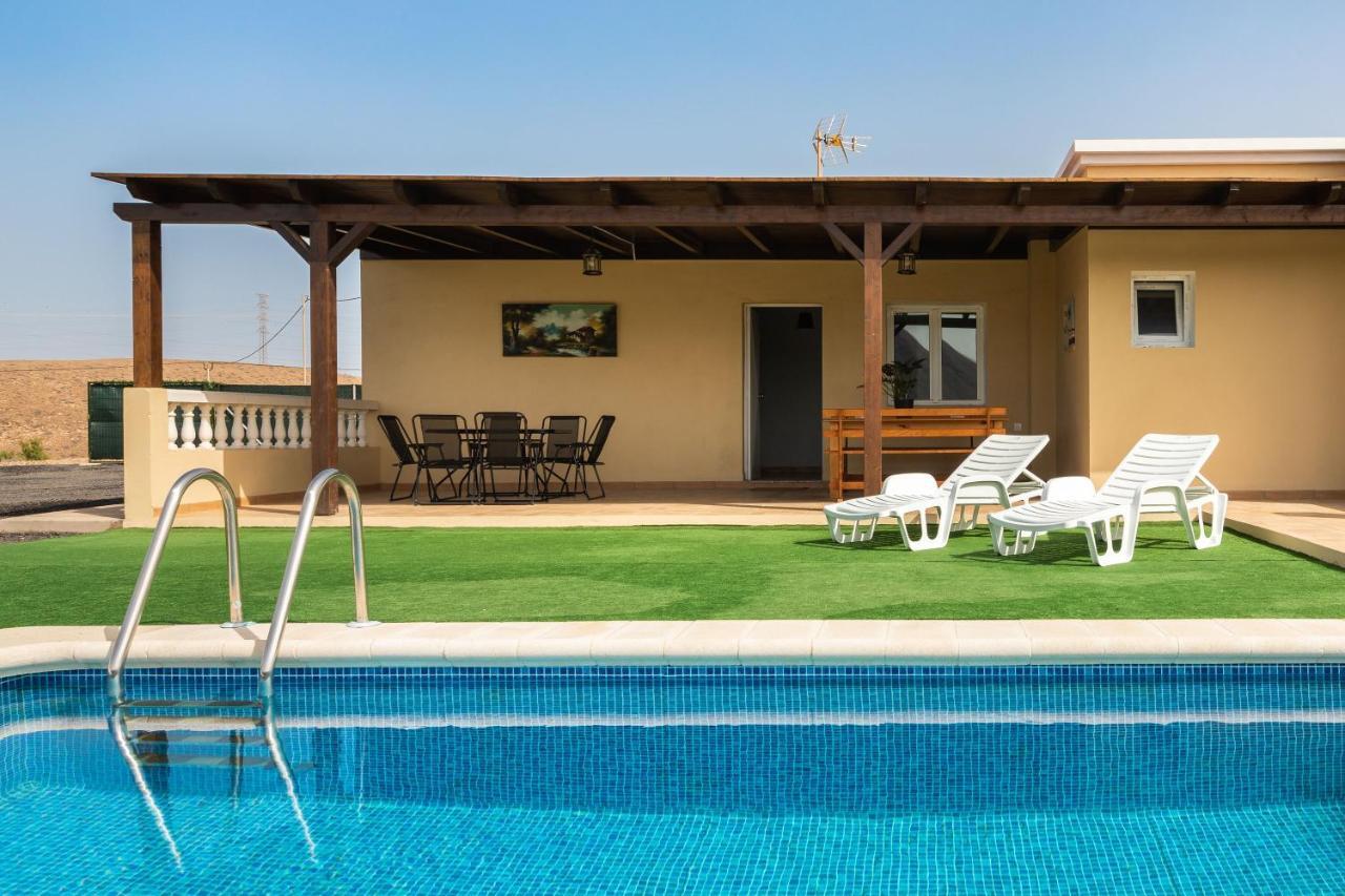 Ralue Villa *