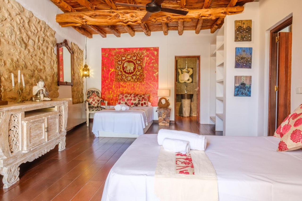 Sarahmuk Villa San Antonio (Ibiza)