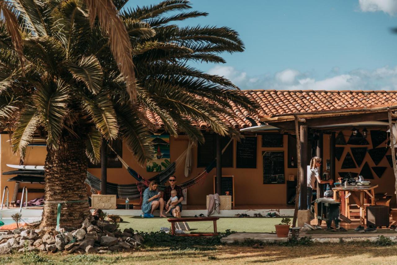 Surf House *