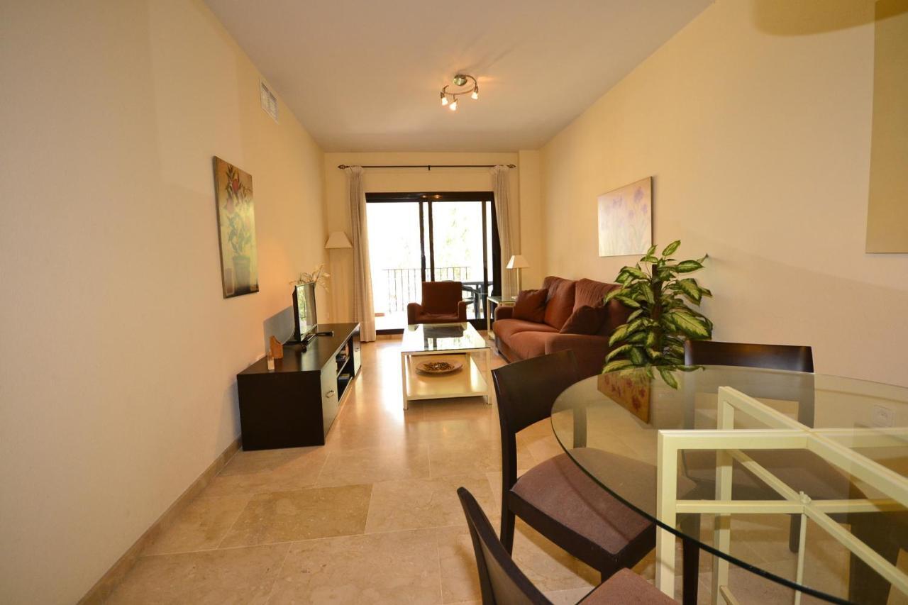 Marina Duquesa 616 Apartment