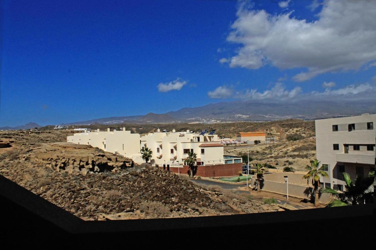 Terrace In Front Of The Sea. La Jaquita Apartment El Medano (Tenerife)