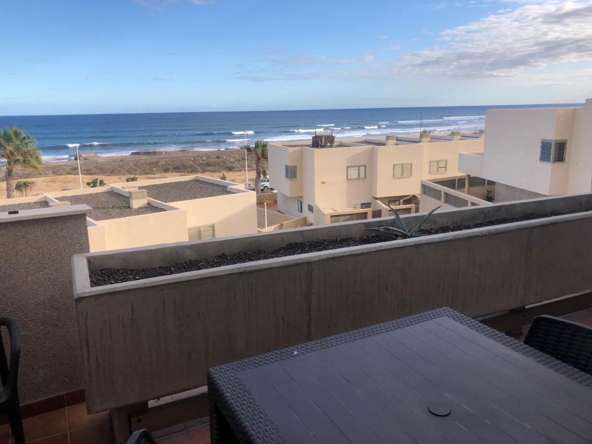 Terrace In Front Of The Sea. La Jaquita Apartment El Medano (Tenerife)
