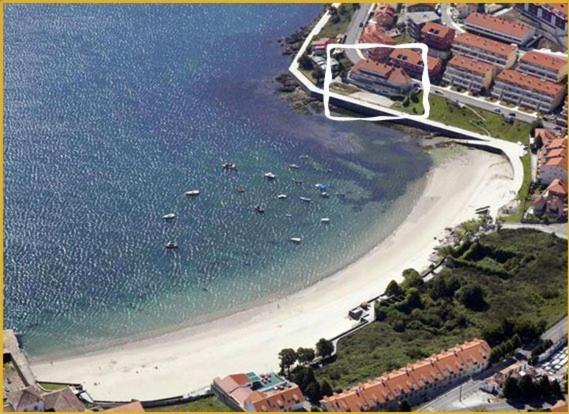 Hotel Playa De Quenxe