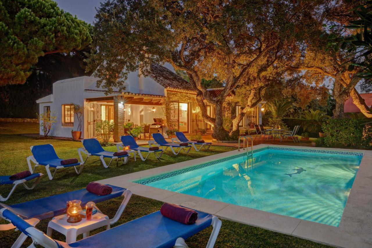 With Private Pool And Garden In Villa