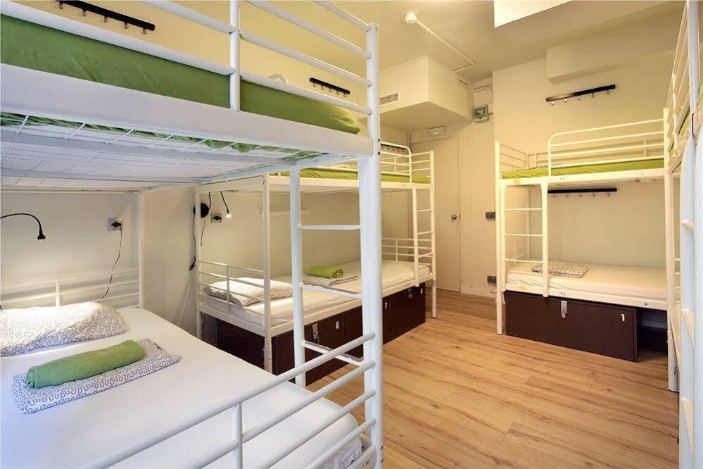 Hostel Gracia *