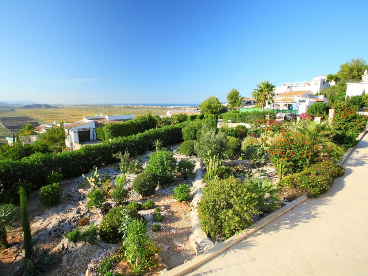 Holiday home Isabel By Interhome