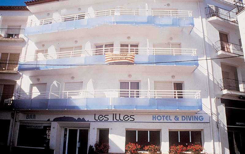 & Diving Les Illes 3*