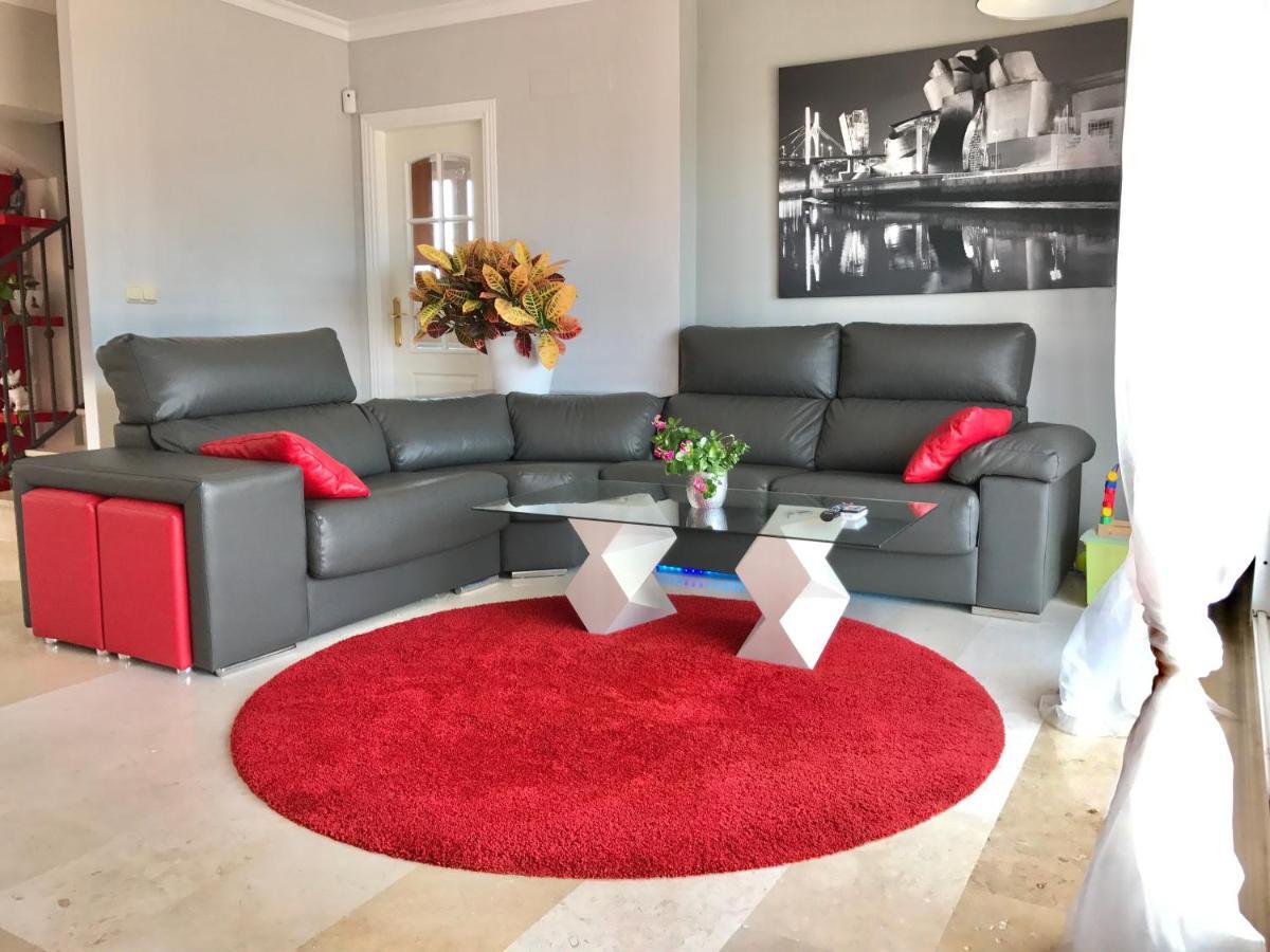 The Elviria Penthouse, Apartment