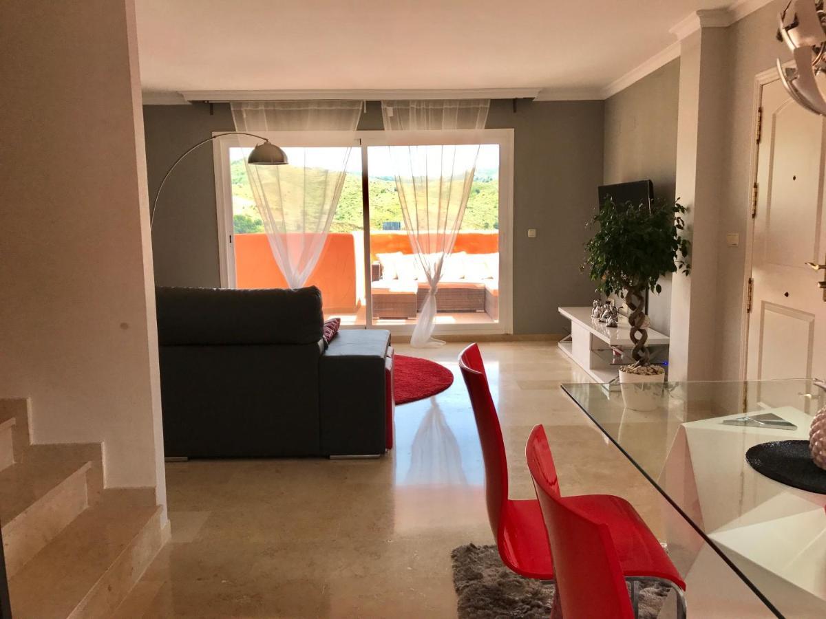 The Elviria Penthouse, Apartment *