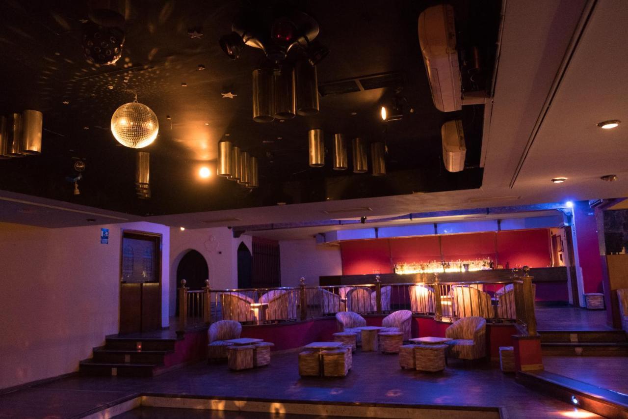 Hotel Reconquista 3*