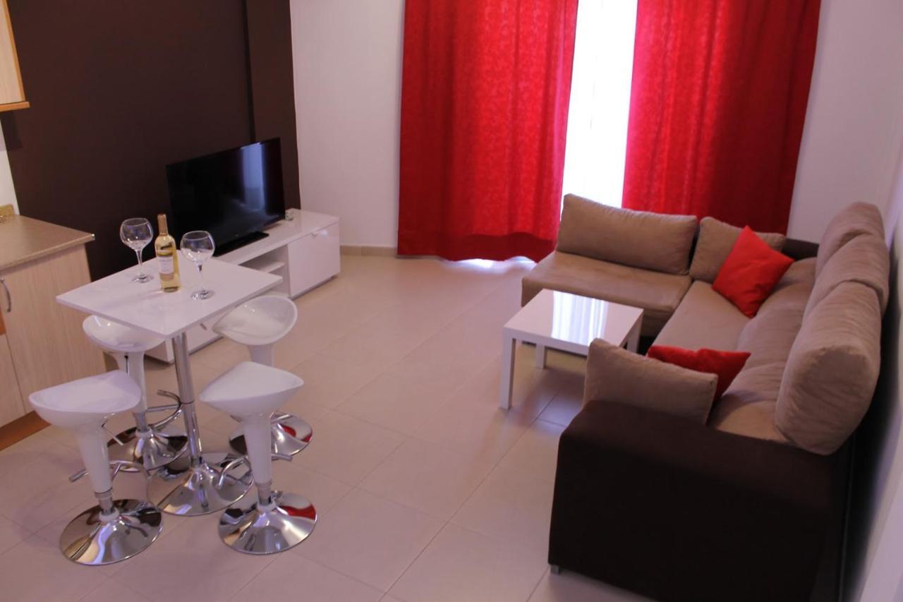 Mele Apartment