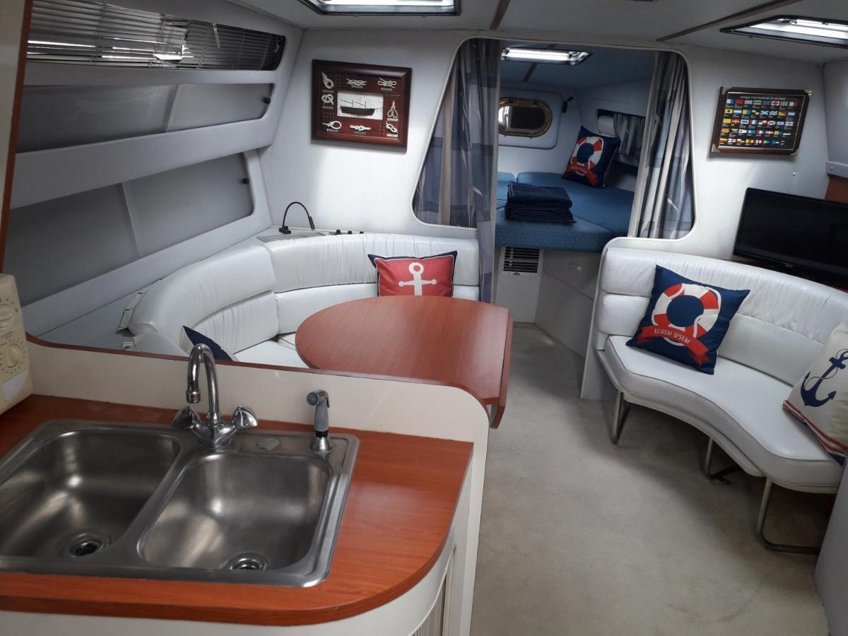 Yate, Barco, Santurtzi, Bilbao * Santurtzi