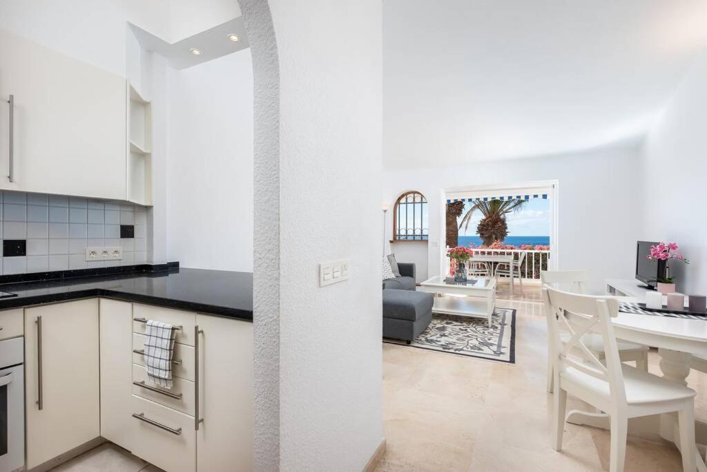 Club Atlantis Ocean View Peaceful Oasis Apartment Costa Adeje (Tenerife)