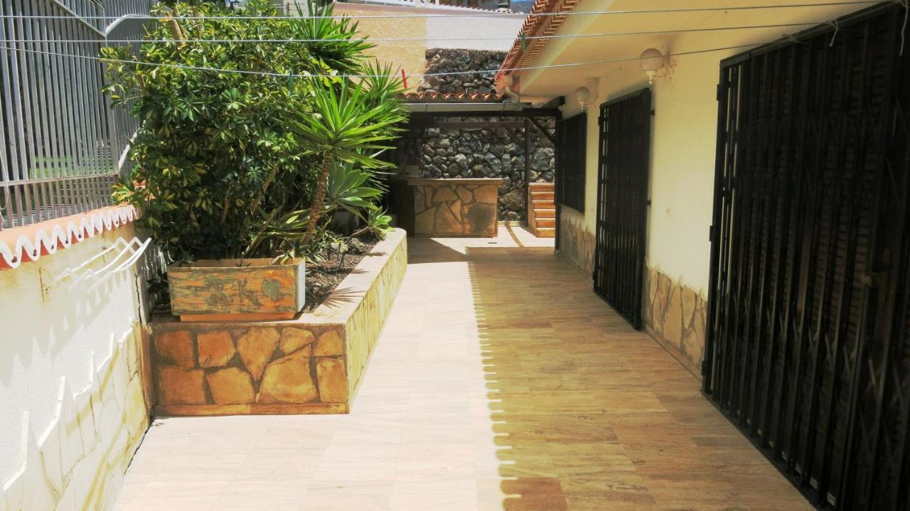 Sunny House With Private Pool And Sea View Holiday home *