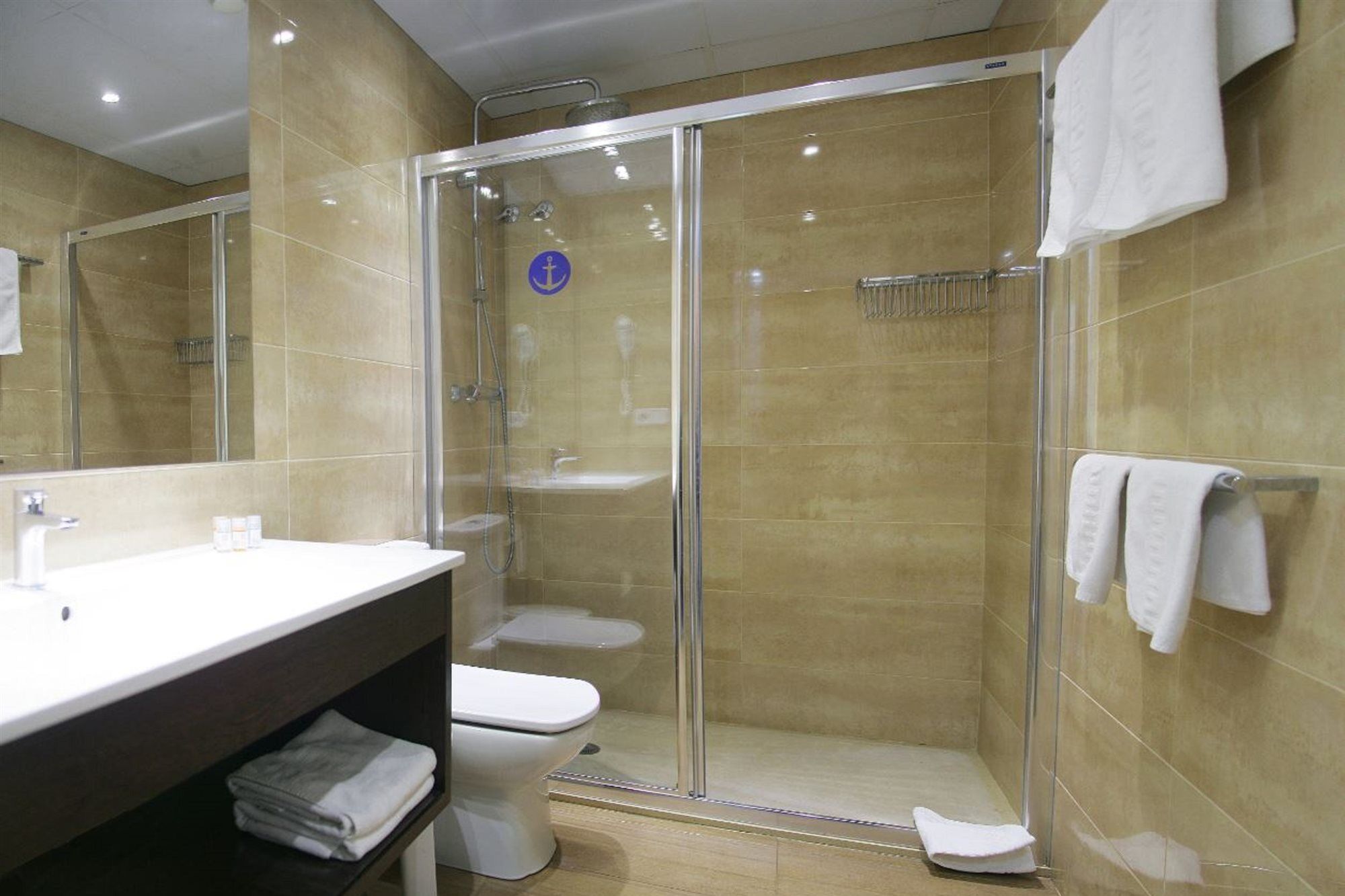 Hotel La Carolina 4*