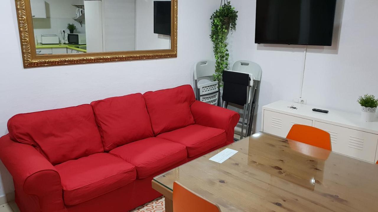 7 Pax Montserrat Ramblas Barcelona Apartment *