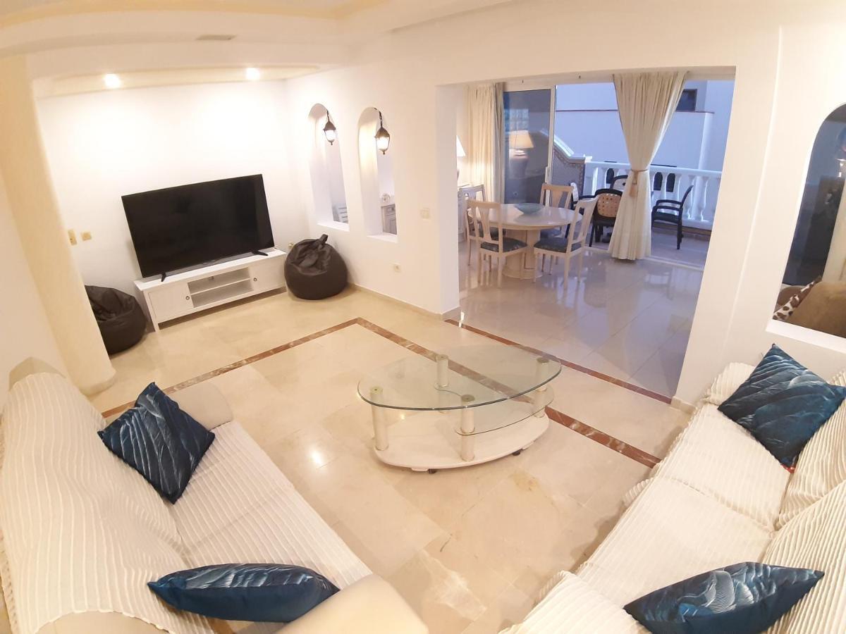 Apartment Cristianos Luxury Sea View
