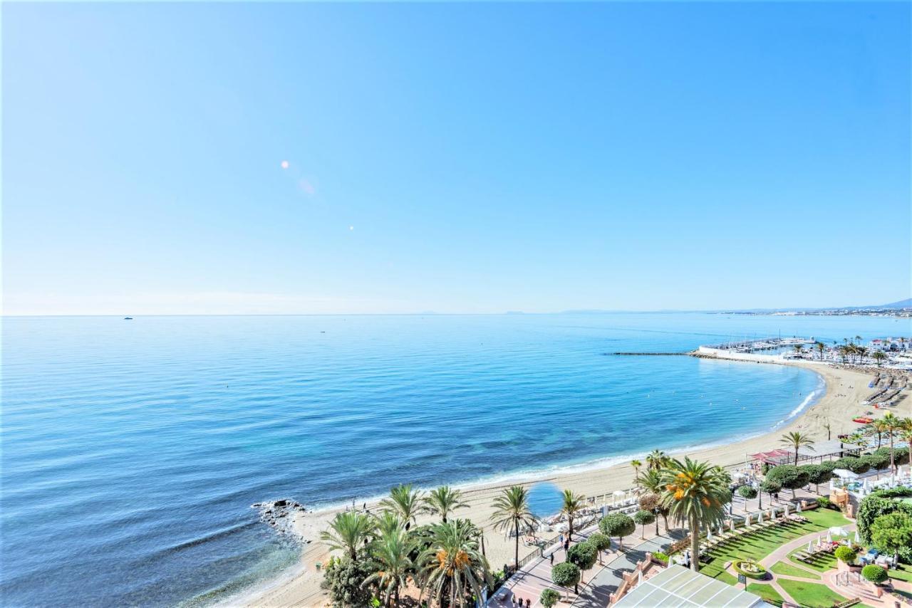 Beachfront Center Apartment