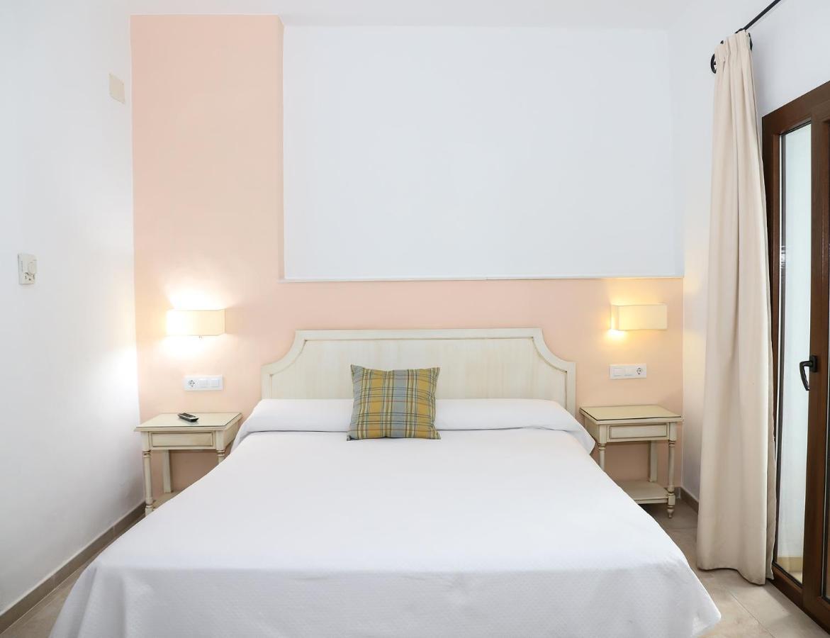 Guest house Dona Lola Marina