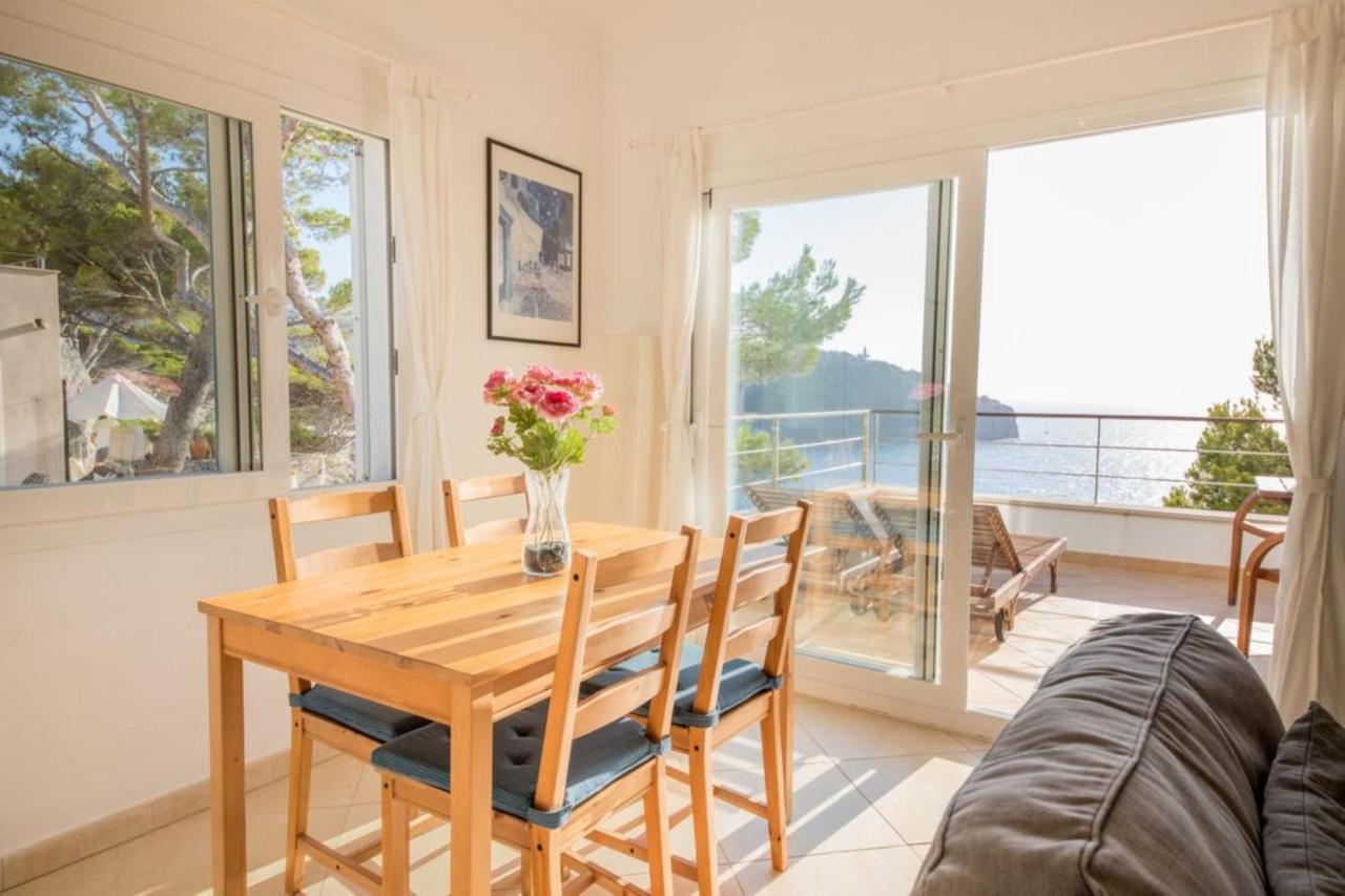 Ponent Apartment *