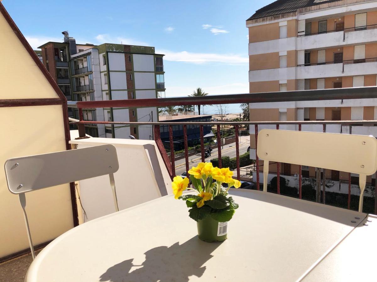 Lovely Seaside In Front Of Calafell And Cunit * Segur de Calafell