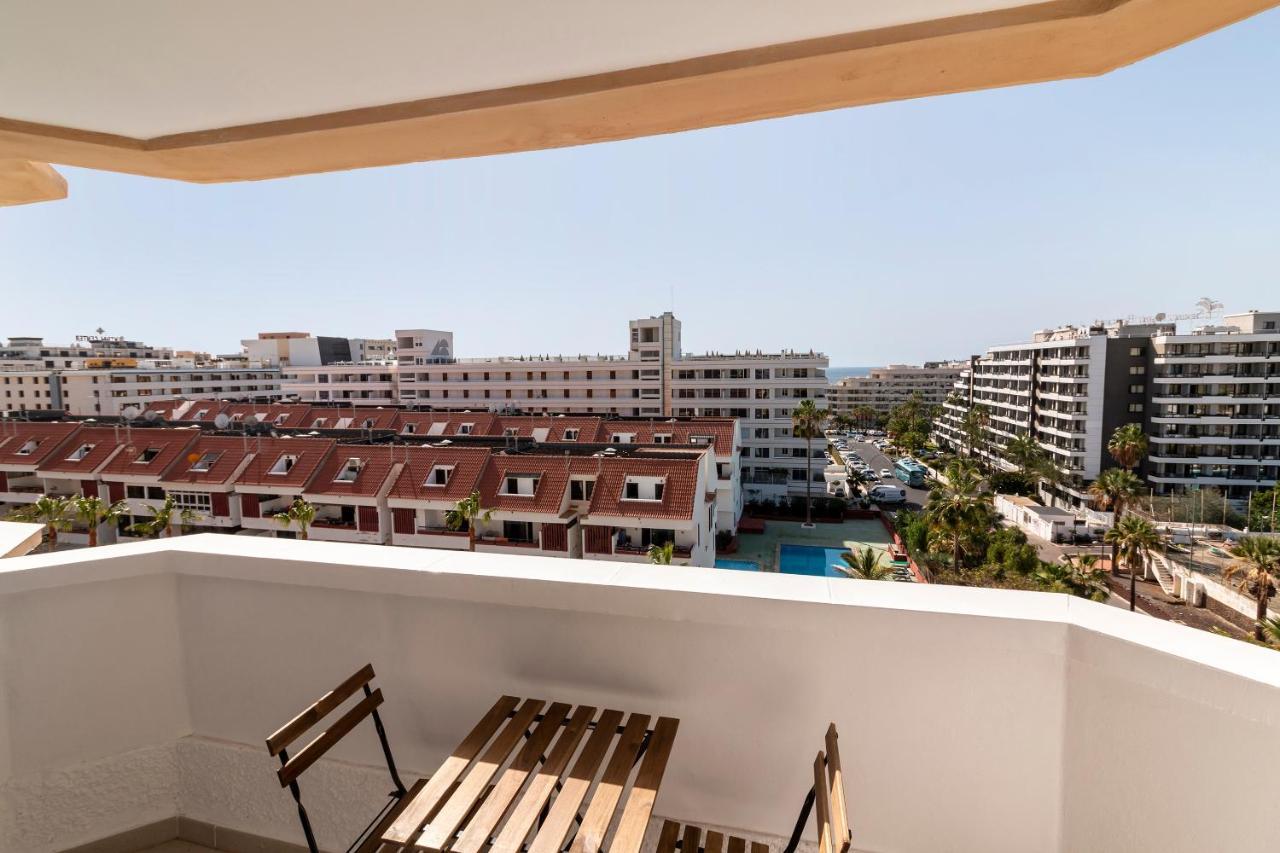 Homeforguest Modern And Recently Renovated In Arona Apartamento