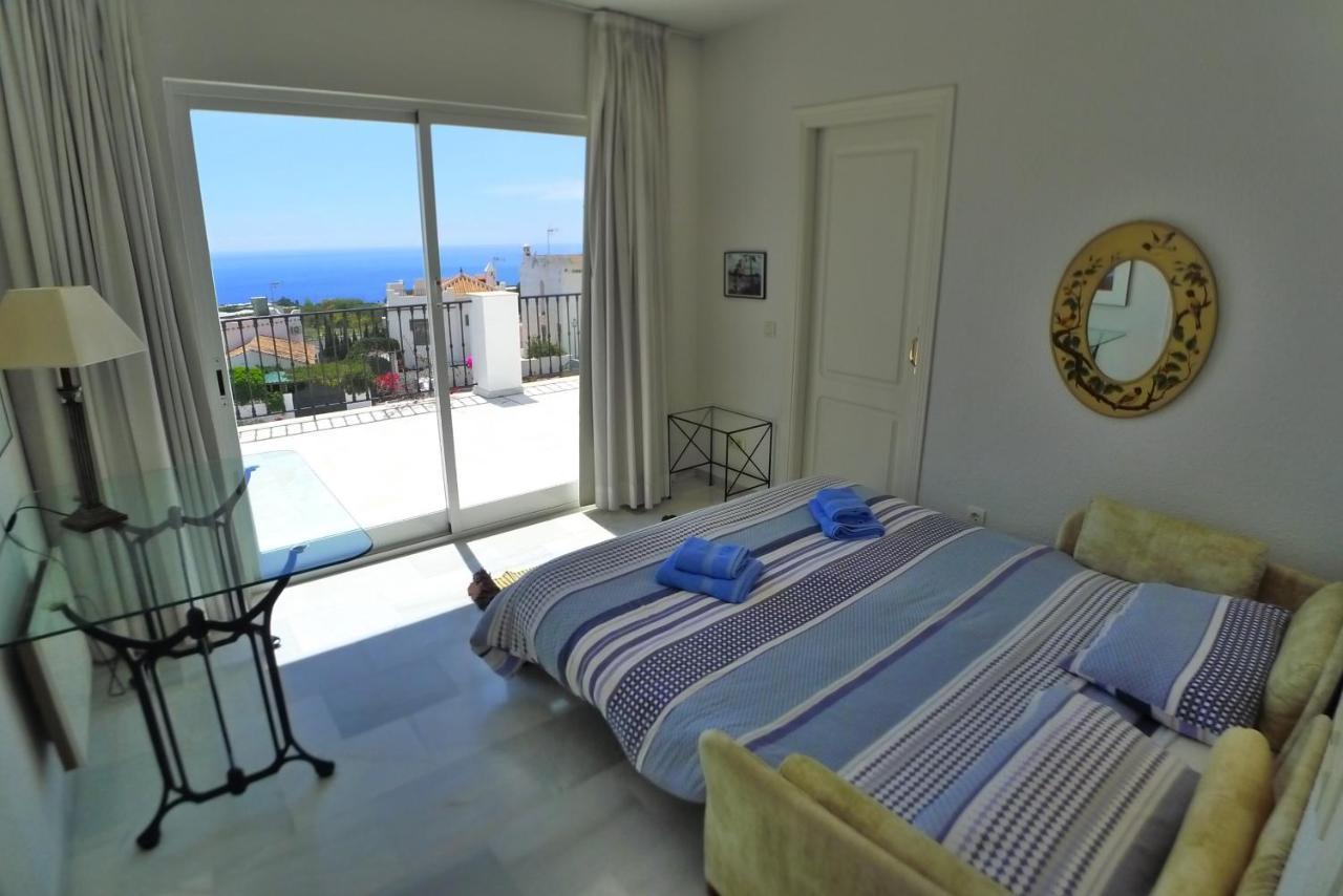 Gito Villa Maro