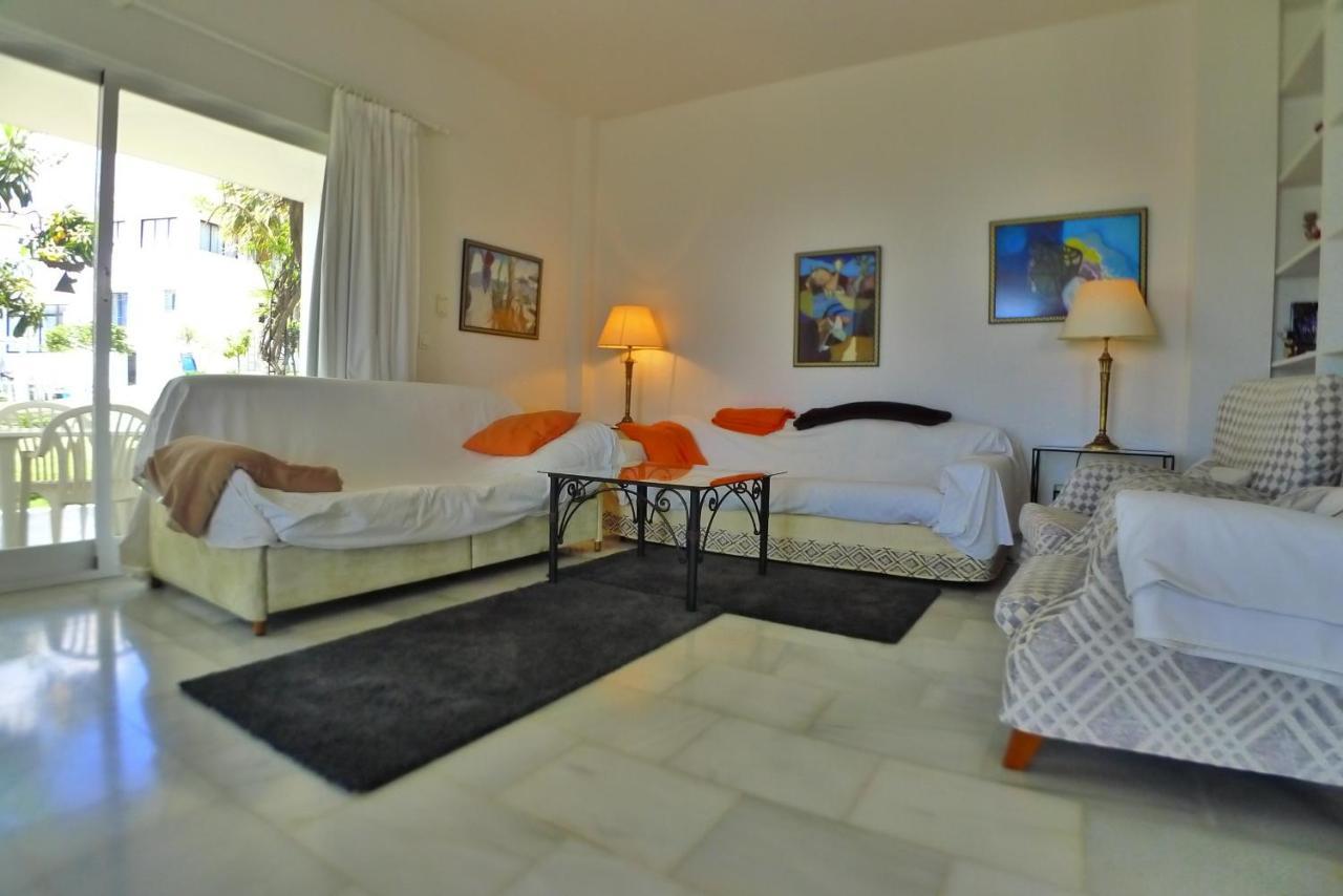 Gito Villa Maro