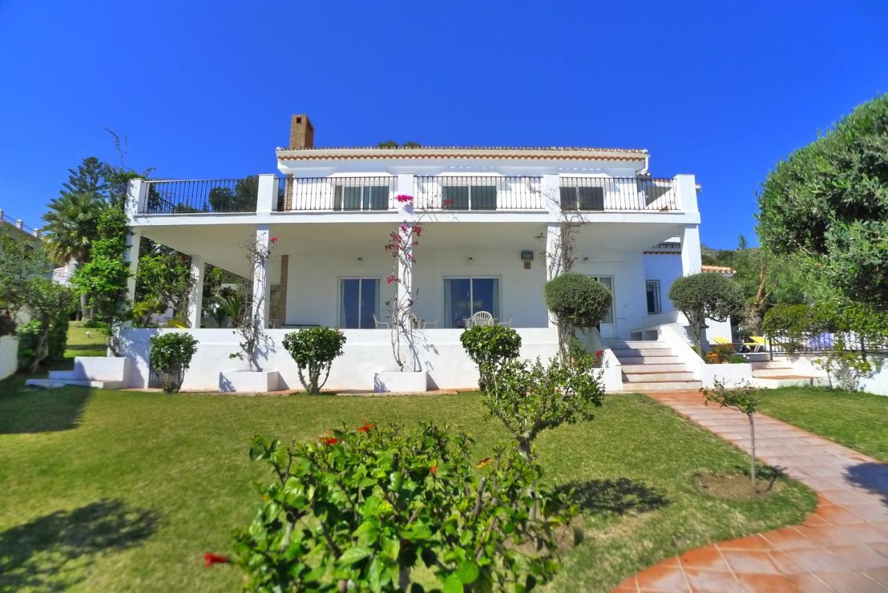 Gito Villa *