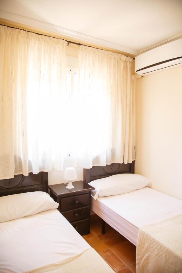 Laguna Salada Apartahotel *