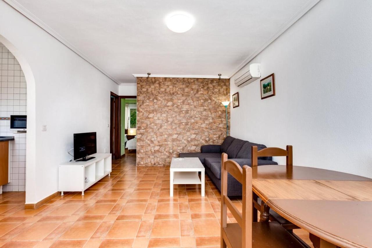 Laguna Salada Apartahotel *