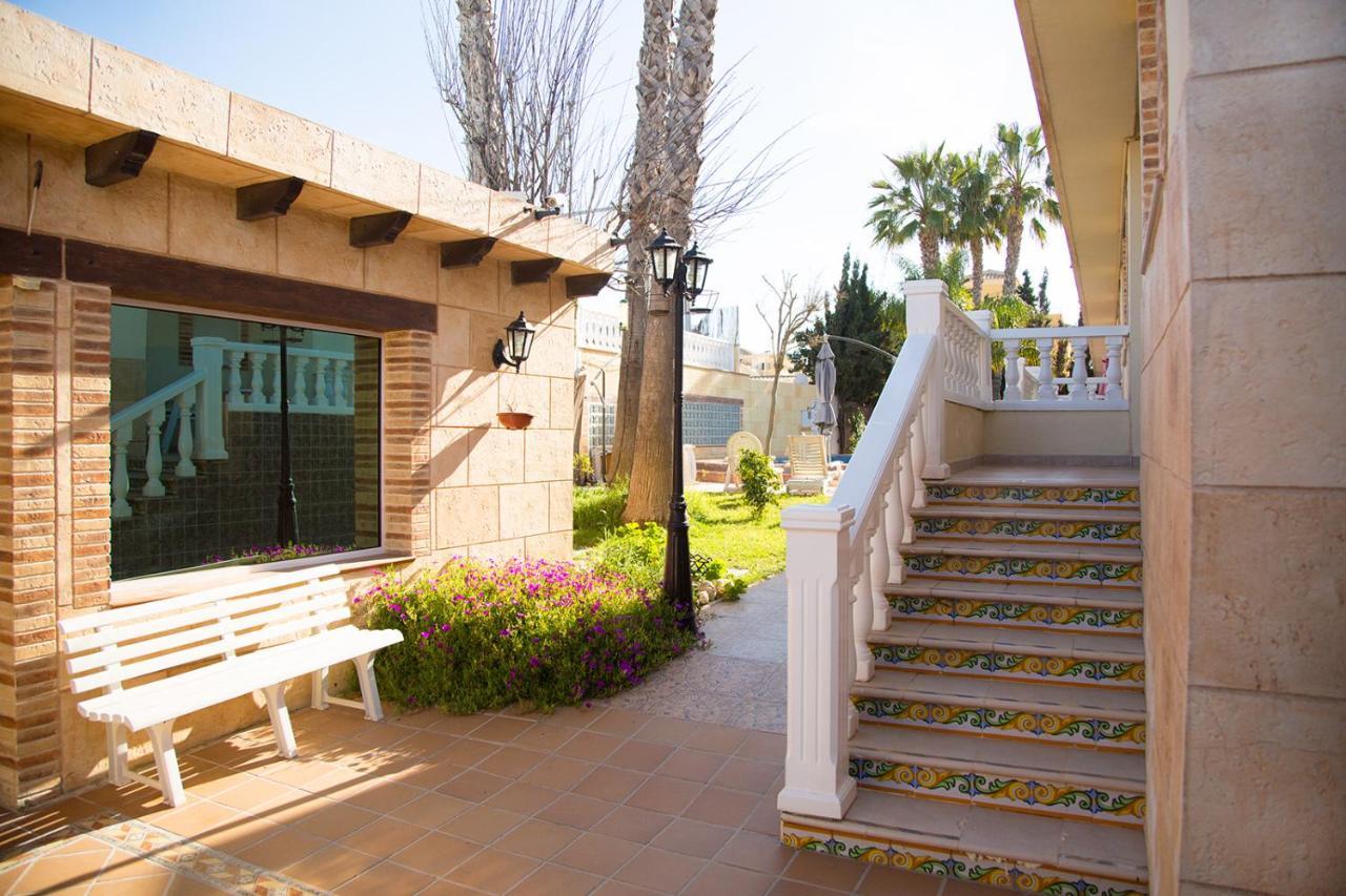 Apartahotel Laguna Salada *