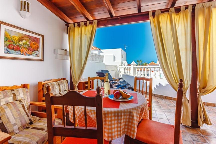 Paraiso Royal Apartment *