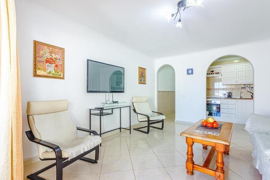 Paraiso Royal Apartment
