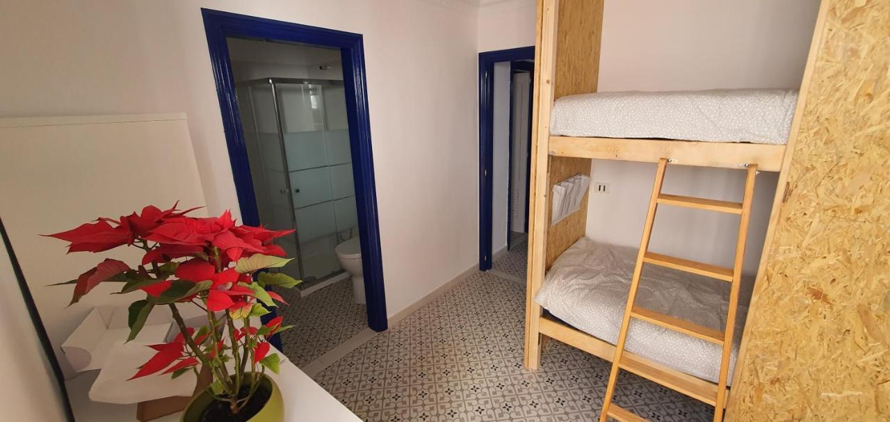 Adventure House Tenerife Hostal Alcalá la Real