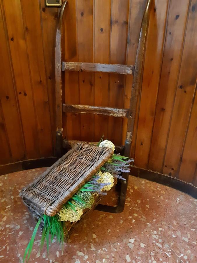 Guest house La Placeta 2*