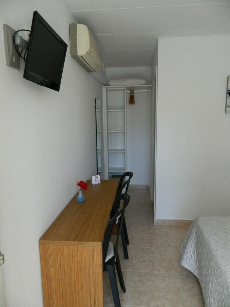 Guest house Rovior 2*